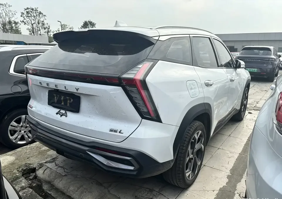 Geely Atlas L Boyue L 2023 1.5TD DCT Premium 2023 — thumbnail 2