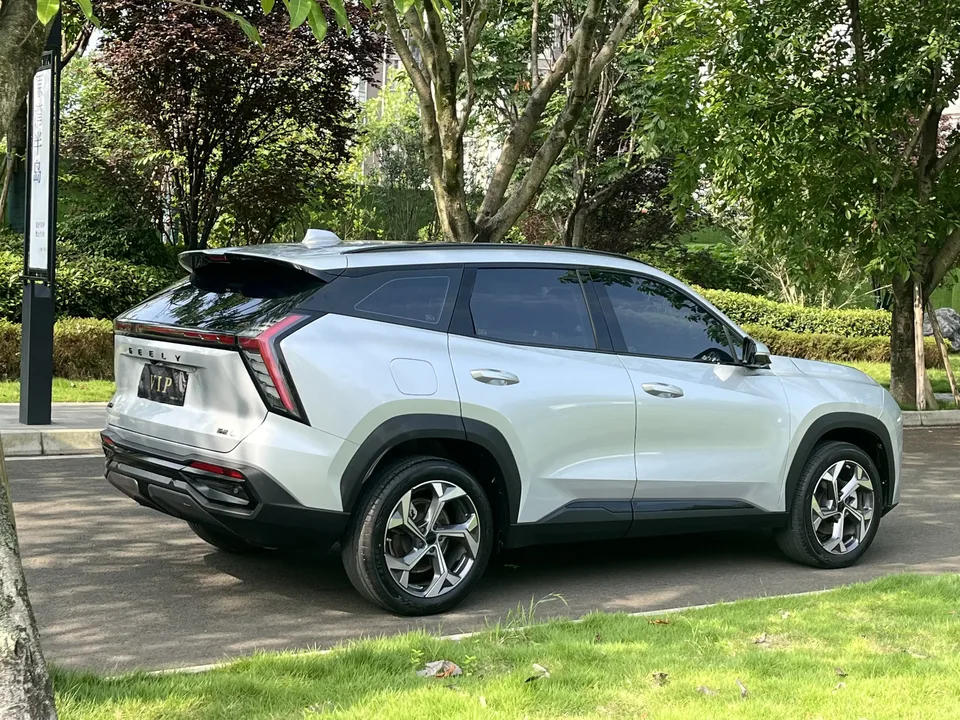 Geely Atlas L Boyue L 2023 1.5TD DCT Honor Edition 2024 — thumbnail 2