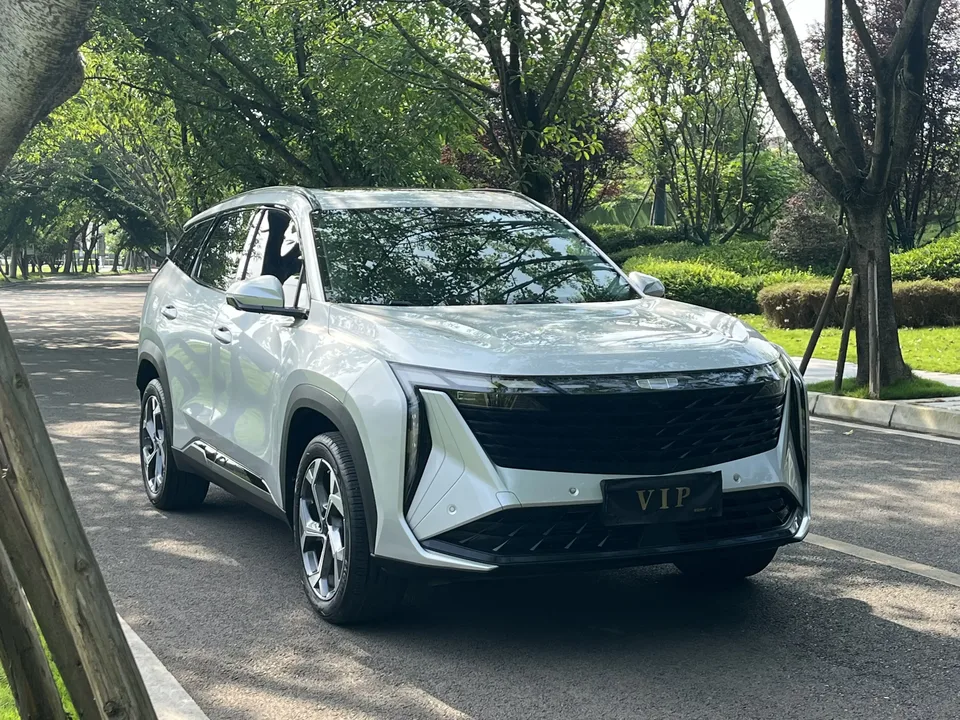 Geely Atlas L Boyue L 2023 1.5TD DCT Honor Edition 2024 — photo 1, buy with delivery to Moscow