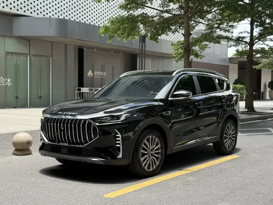 Jetour Jietu X70 PLUS Jietu X70 PLUS 2025 Champion Edition 1.5T DCT Champion MAX+ 5 Seaters 2025 — photo 1, buy with delivery to Moscow