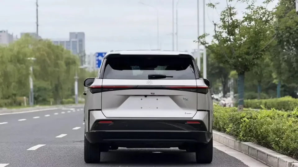 Toyota Bozhi 3X Bozhi 3X 2025 520 Pro LiDAR Edition 2025 — thumbnail 2