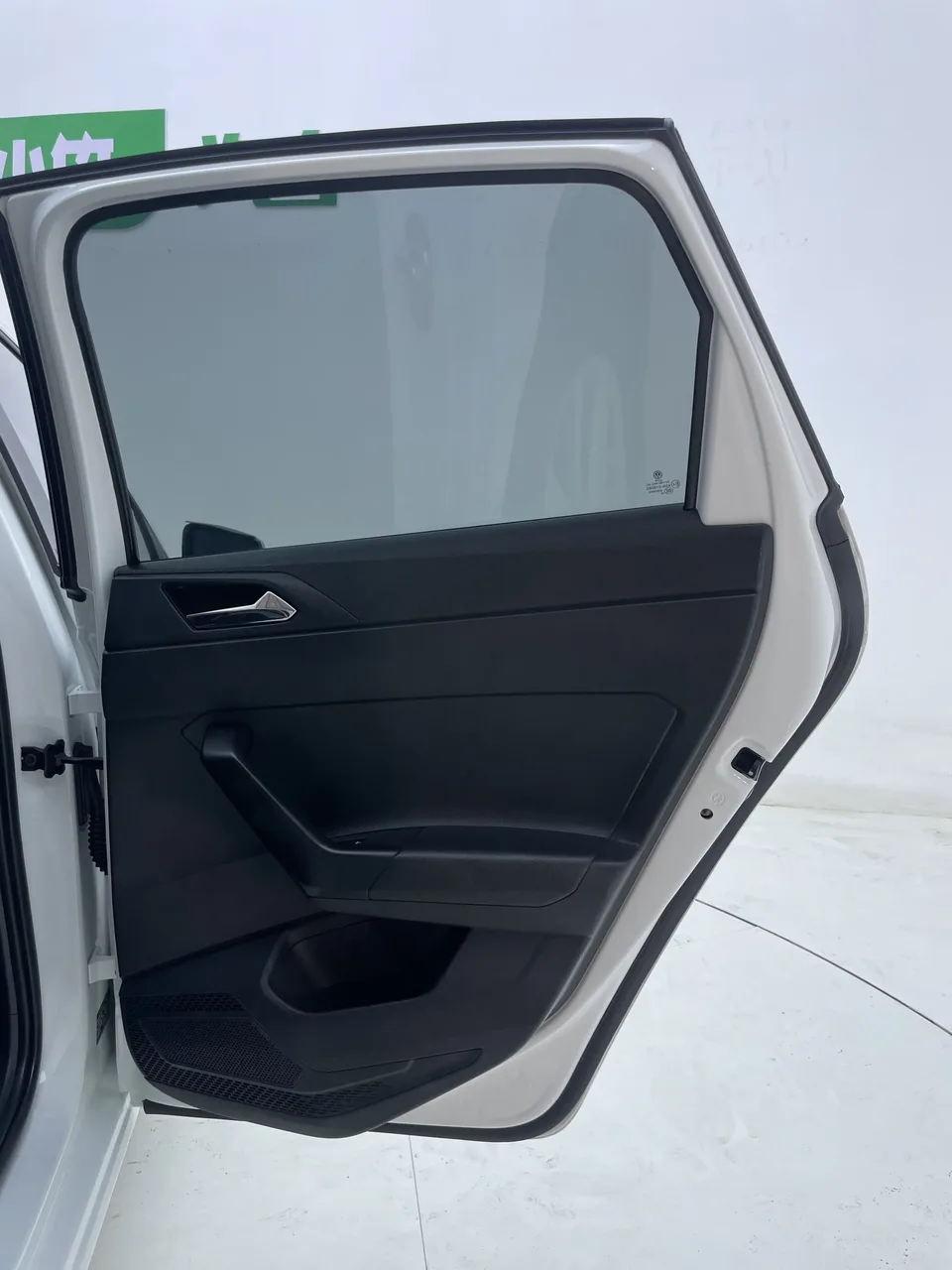 Volkswagen Polo Polo 2023 Modified Plus 1.5L Automatic Colorful Technology Edition 2023 — thumbnail 4