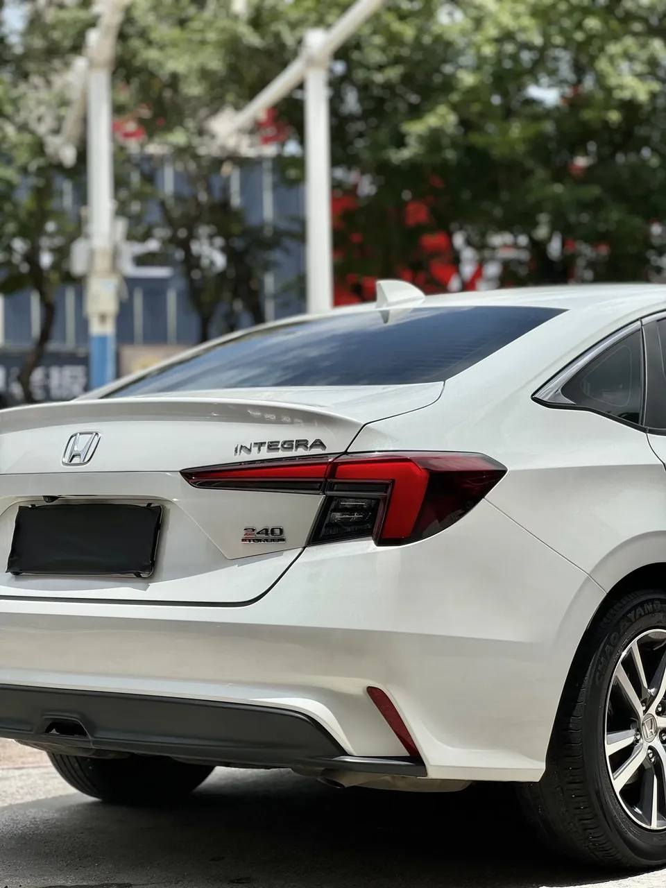 Honda Integra Style 2022 240TURBO CVT Tech Edition 2022 — thumbnail 2