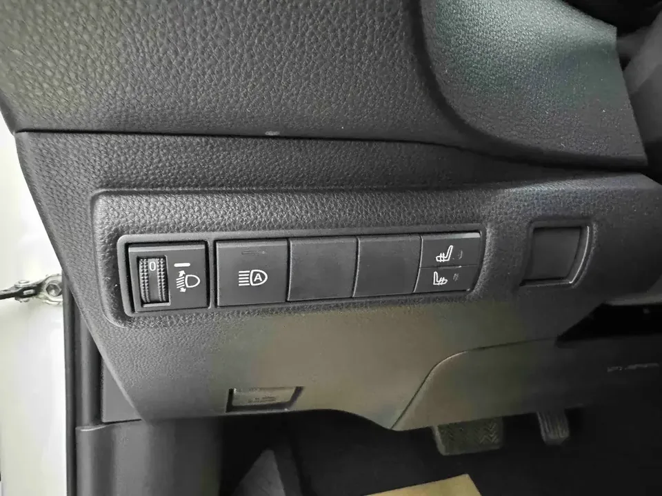 Toyota Levin Lei Ling 2022 185T CVT Deluxe Edition 2022 — thumbnail 5