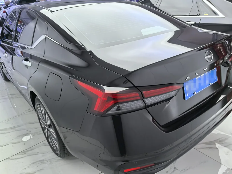 Nissan Altima Sound of nature 2024 2.0L XE True Edition 2025 — thumbnail 4