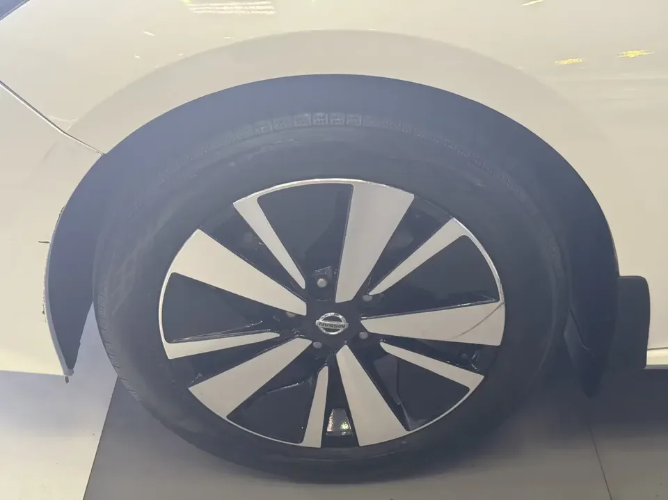 Nissan Altima Sound of nature 2021 2.0L XL Comfort Edition 2022 — thumbnail 3