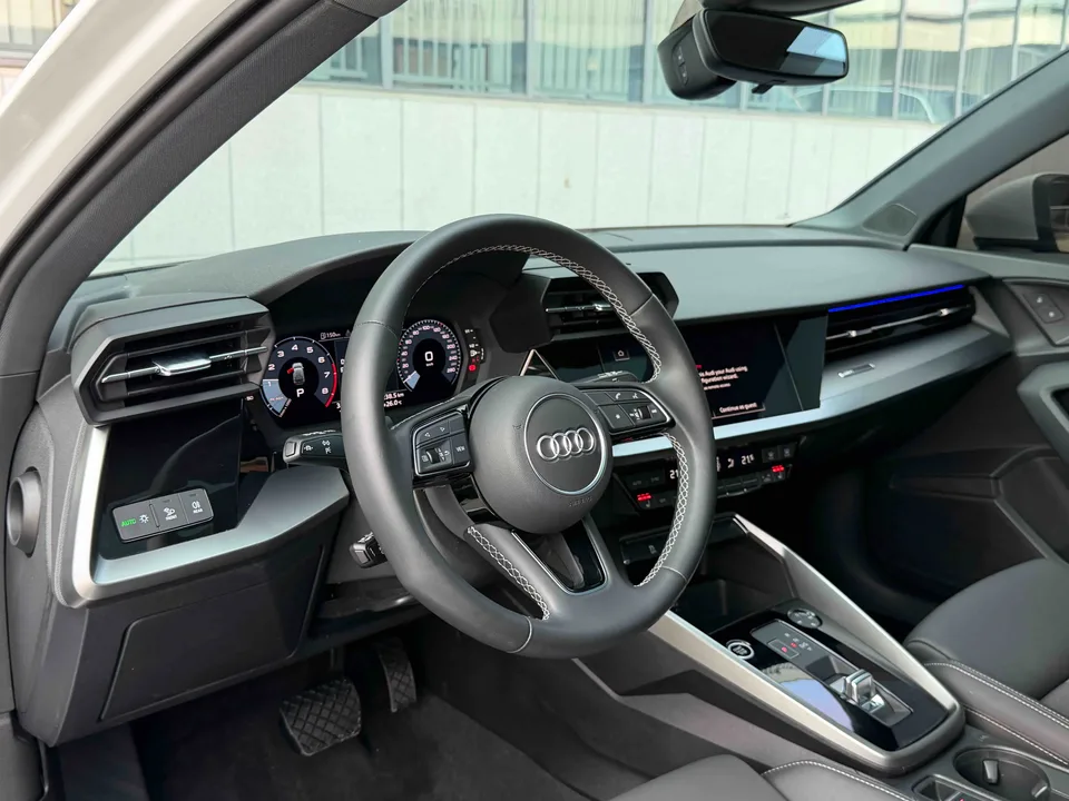 Audi A3 Audi A3 2022 Sportback 35 TFSI Stylish and sporty 2022 — миниатюра 4