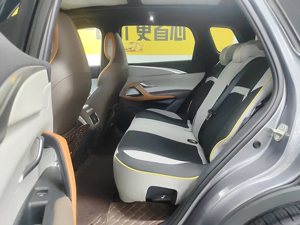 BYD Song Pro DM Song Pro DM 2022 DM-i 110km Flagship 2022 — thumbnail 3