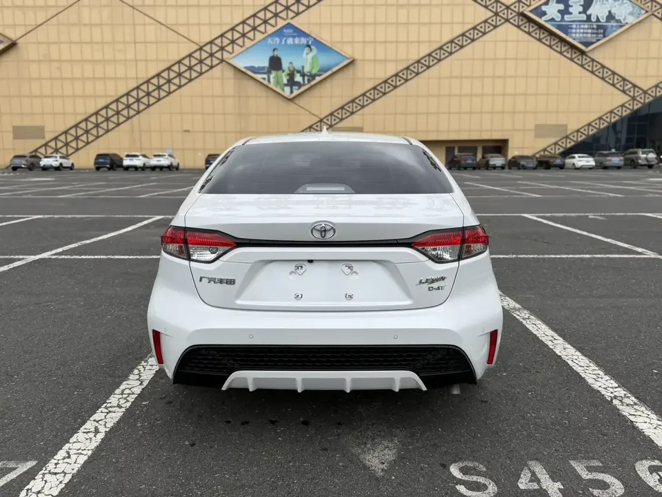Toyota Levin Lei Ling 2022 185T CVT Sports Edition 2022 — thumbnail 2