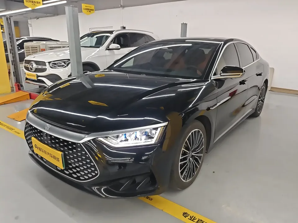 BYD Han DM Chinese DM 2022 DM-i 121KM Premium 2022 — photo 1, buy with delivery to Moscow