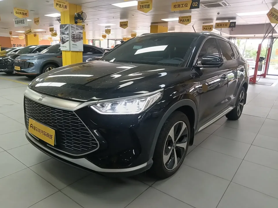 BYD Song PLUS DM Song PLUS DM 2021 DM-i 110KM 2WD Flagship PLUS 5G Edition 2022 — photo 1, buy with delivery to Moscow