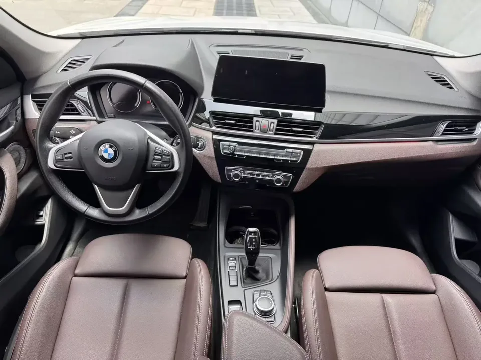BMW X1 BMW X1 2022 sDrive20Li Fashion 2022 — thumbnail 3