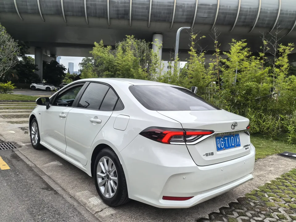 Toyota Corolla Corolla 2024 Intelligent Electric Hybrid Dual Engine 1.8L E-CVT Elite Edition 2024 — thumbnail 2