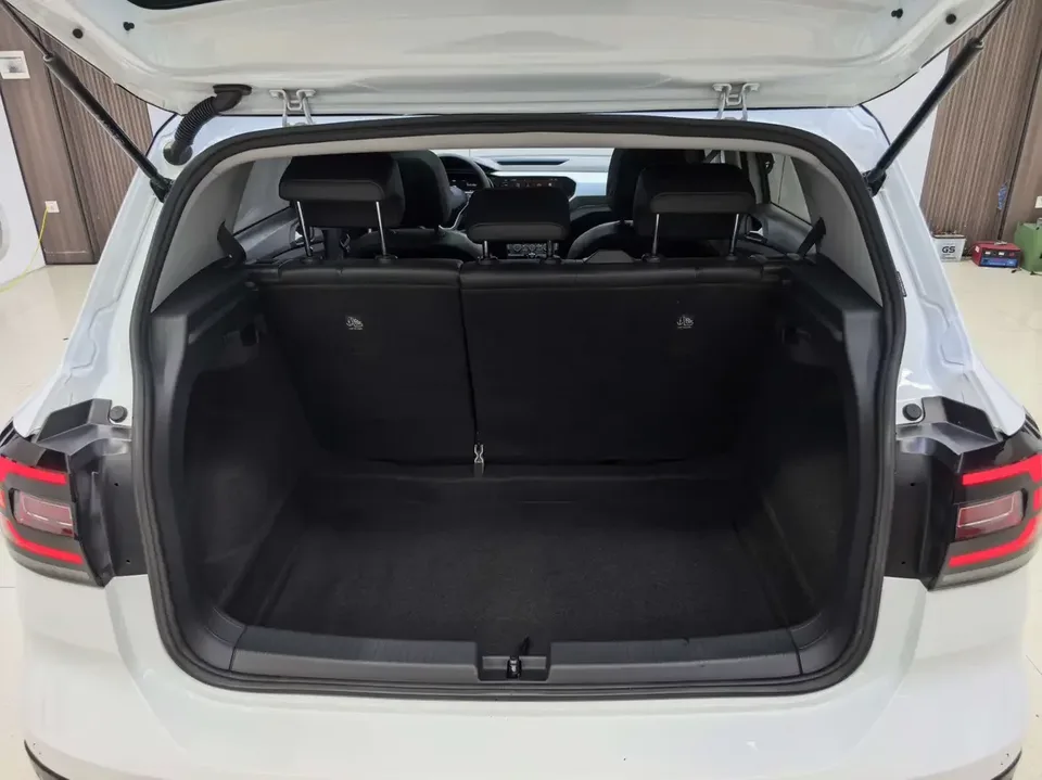 Volkswagen Explore the shadows Explore the shadows 2021 1.5L Automatic Joy-Link Edition 2022 — thumbnail 5