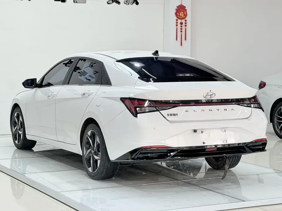 Hyundai Elantra Elantra 2022 1.5L CVT LUX Premium Edition 2022 — thumbnail 2
