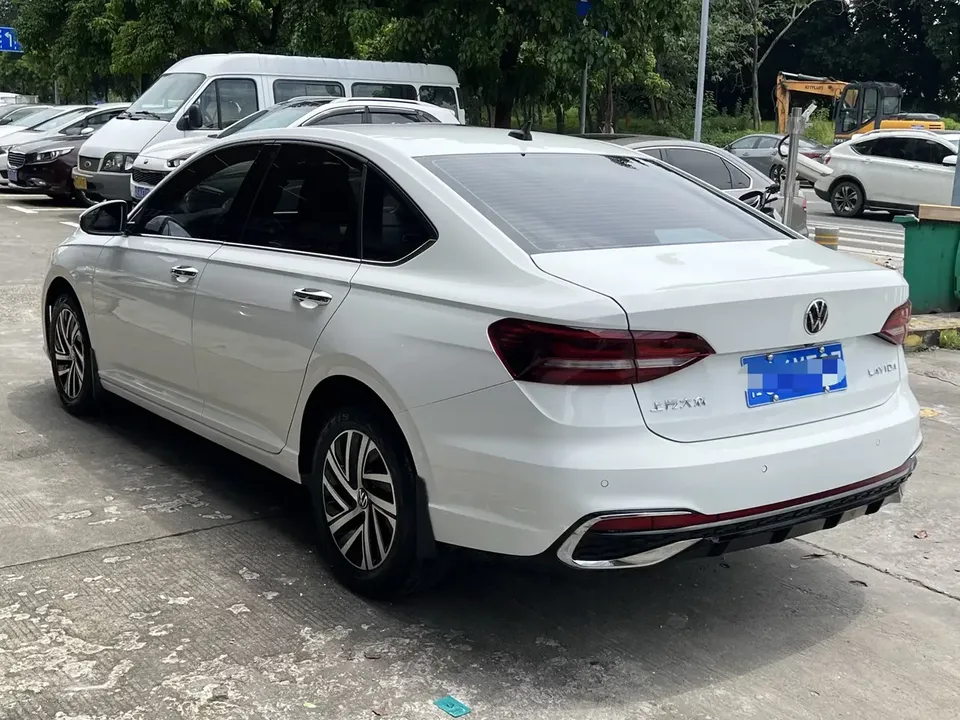 Volkswagen Lavida Lavida 2023 1.5L Automatic Starry Sky 5 Million Edition 2023 — thumbnail 4