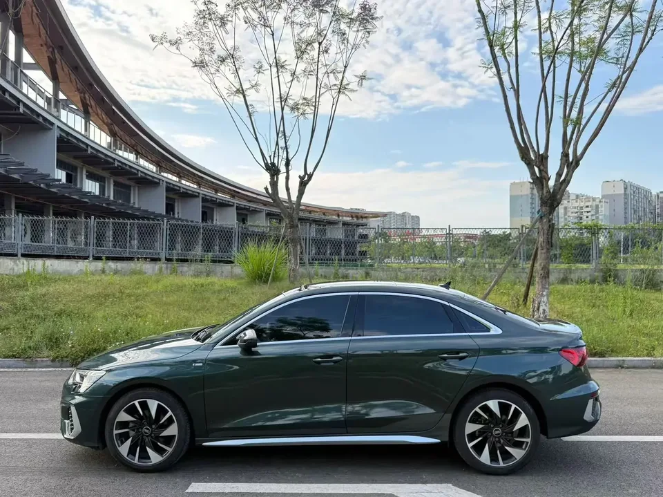 Audi A3 Audi A3 2022 A3L Limousine 35 TFSI Stylish and Elegant 2023 — миниатюра 4