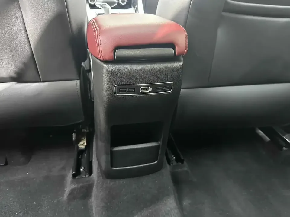 Geely Coolray SX11 Binyue 2021 240T DCT Diamond Edition 2022 — thumbnail 4