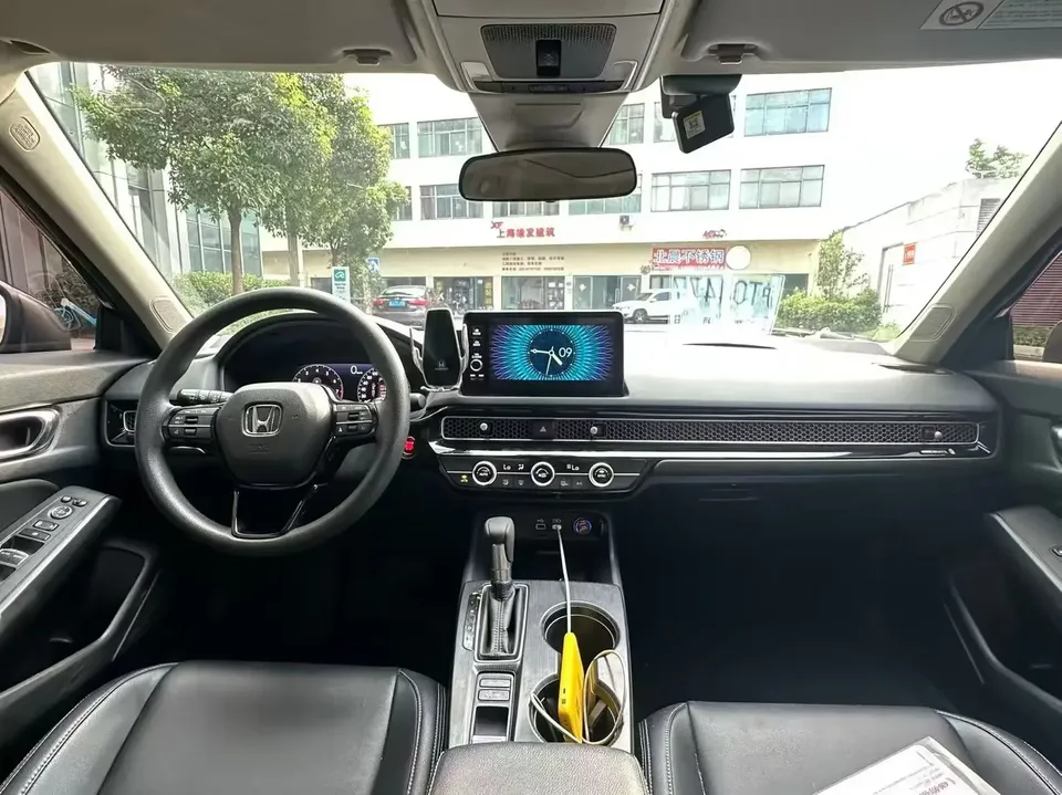 Honda Integra Style 2022 240TURBO CVT Tech Edition 2023 — thumbnail 2