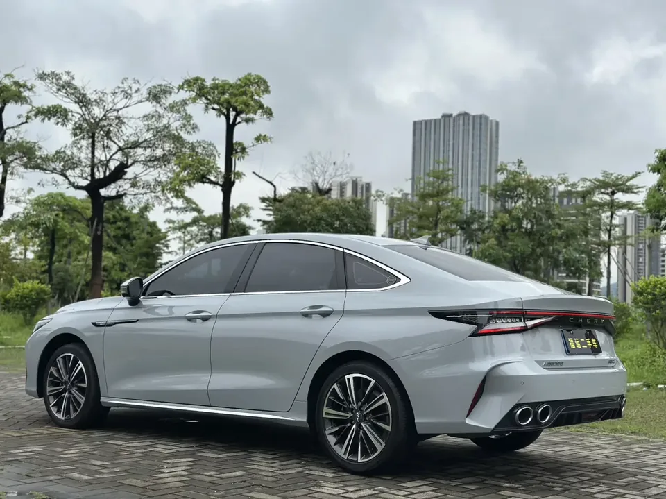 Chery Arrizo 8 Arrizo 8 2024 1.6TGDI DCT Intelligence 2024 — миниатюра 2
