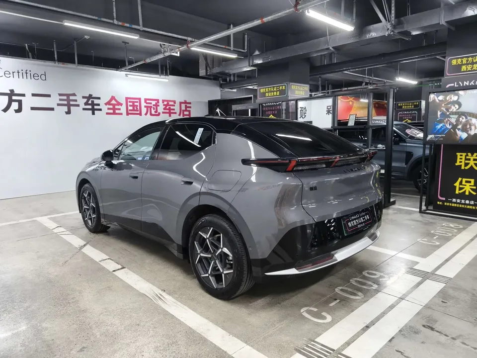 Lynk & Co Z20 Lynk & Co Z20 2025 530km rear-wheel drive Max 2025 — миниатюра 2