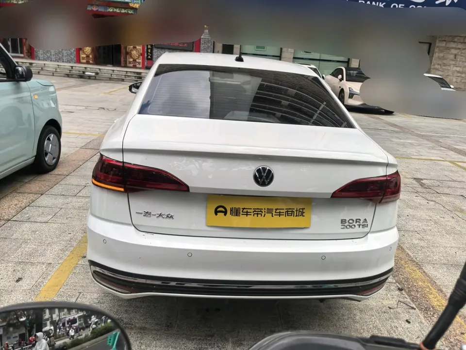 Volkswagen Bora Bora 2024 200TSI DSG Free Travel Edition 2024 — thumbnail 2