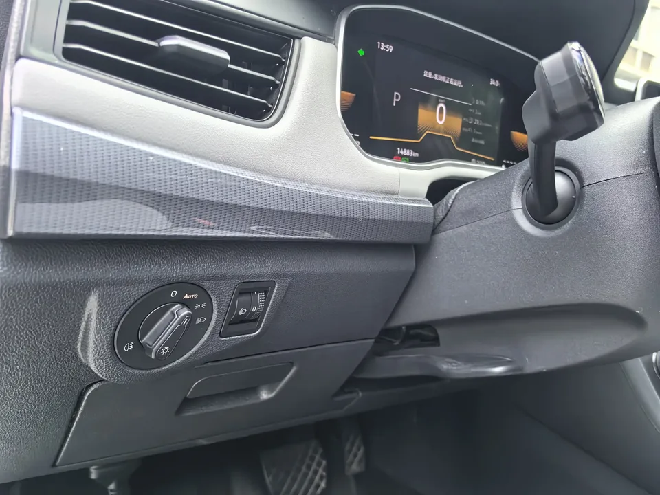 Volkswagen Bora Bora 2024 200TSI DSG Free Travel Edition 2024 — thumbnail 4