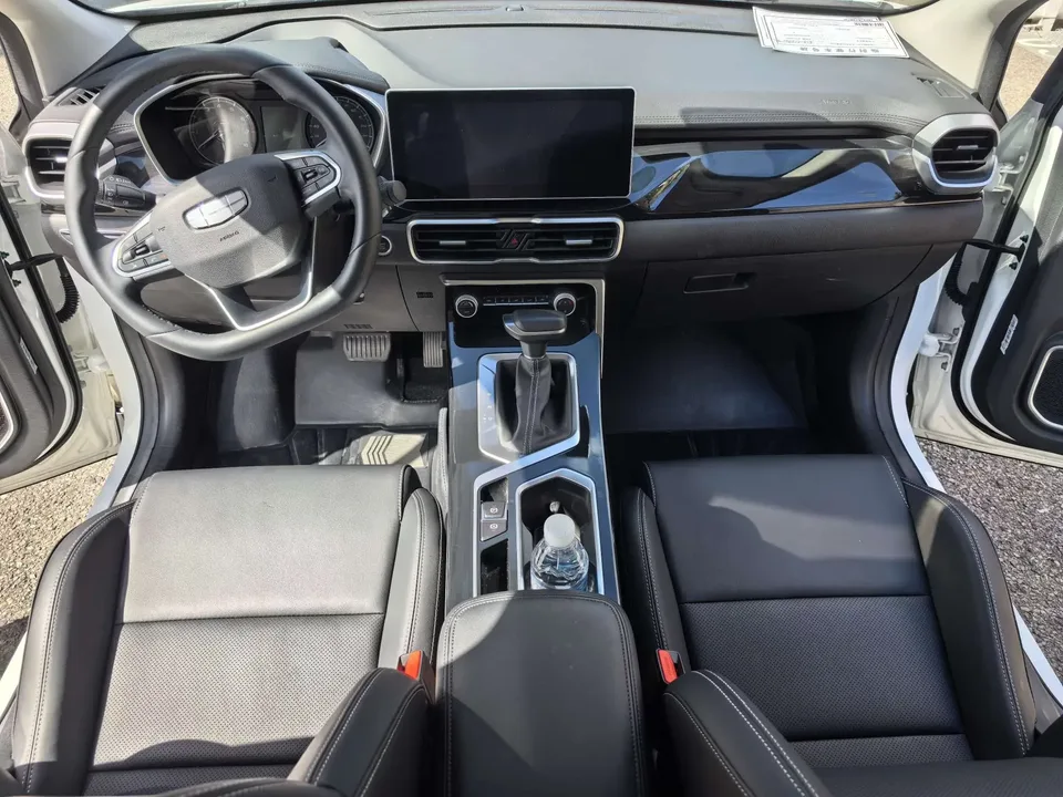 Geely Coolray SX11 Binyue 2025 1.5L CVT Super MAX 2025 — миниатюра 5
