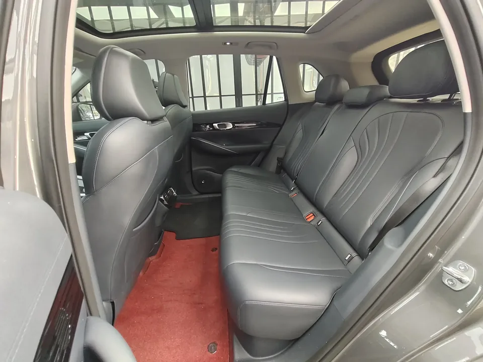 Geely Galaxy E5 Galaxy E5 2024 440km Explorer Edition 2024 — thumbnail 3