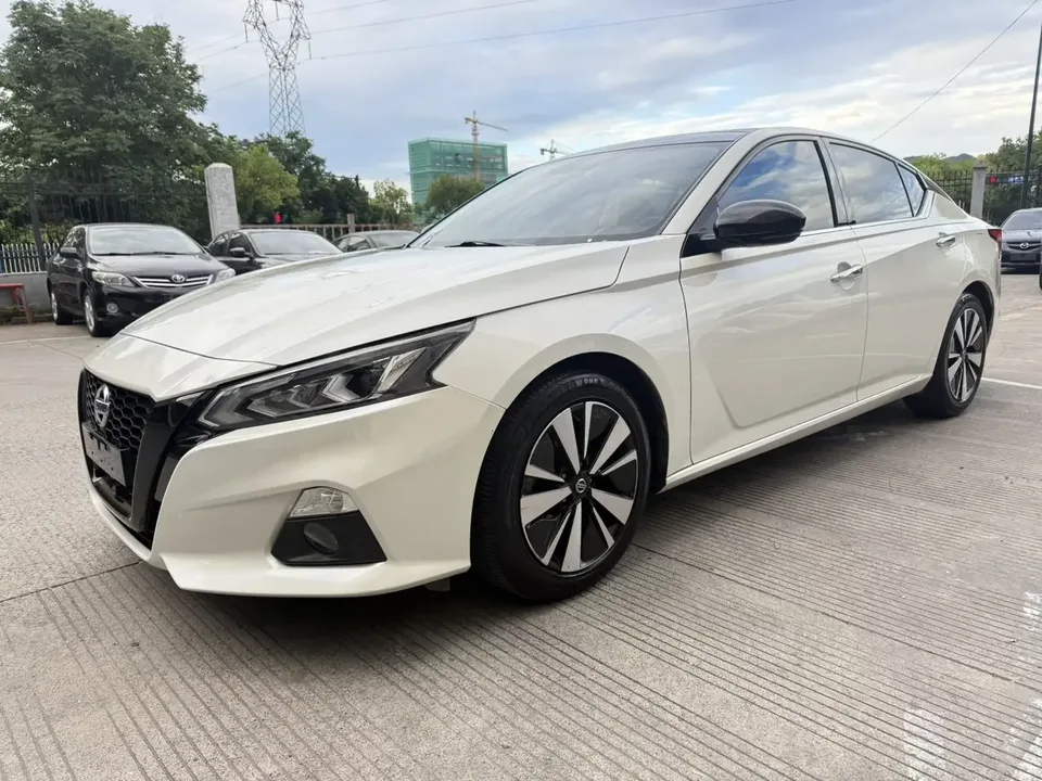 Nissan Altima Sound of nature 2021 2.0L XL Comfort Edition 2022 — photo 1, buy with delivery to Moscow
