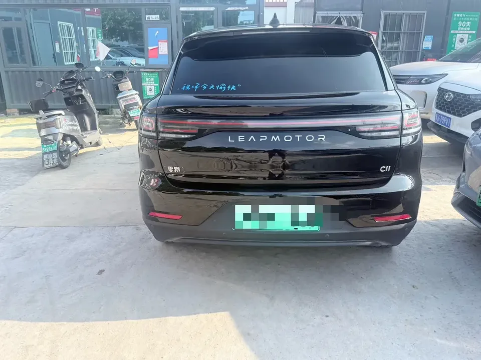 Leapmotor Zero running C11 Zero running C11 2023 Extended Range 200 Comfort Edition 2024 — thumbnail 2