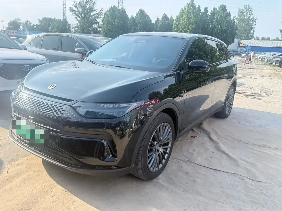 Leapmotor Zero running C11 Zero running C11 2023 Extended Range 200 Comfort Edition 2024 — photo 1, buy with delivery to Moscow