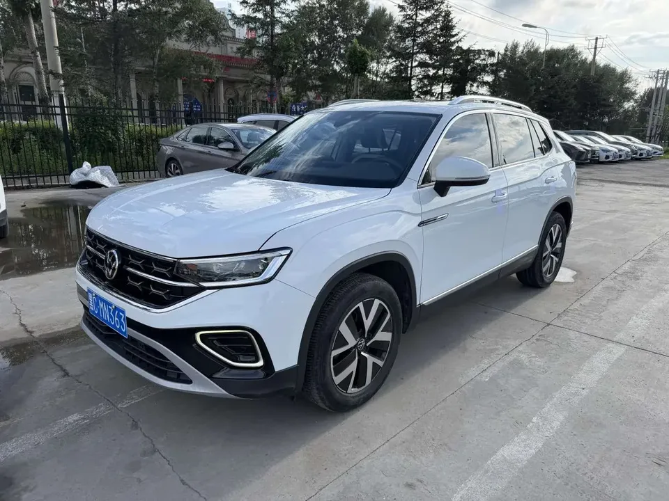 Volkswagen Tayron Tanyue 2023 280TSI 2WD Luxury Plus Advanced Edition 2023 — photo 1, buy with delivery to Moscow