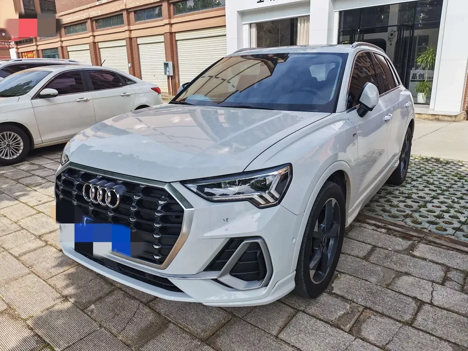 Audi Q3 Audi Q3 2022 35 TFSI Progressive Dynamic 2022 — photo 1, buy with delivery to Moscow