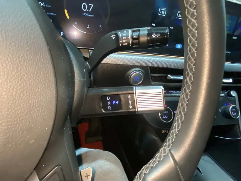 Hyundai Sonata sonata 2024 1.5T Pro 2024 — миниатюра 4