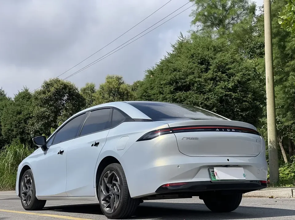 AION S AIONS 2024 MAX 80 Star Edition Ternary Lithium 2023 — thumbnail 5