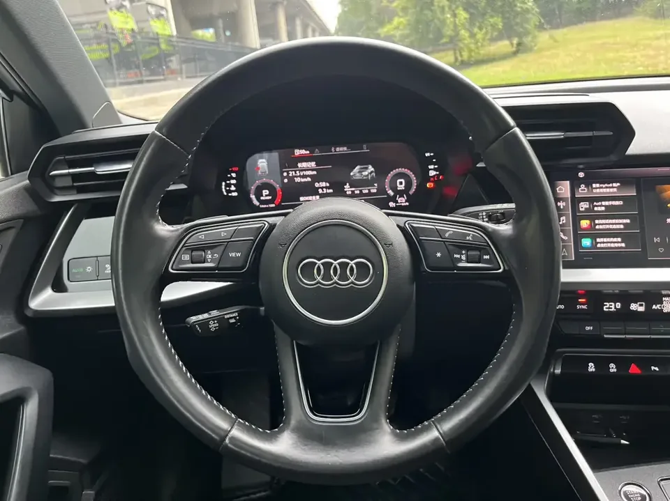 Audi A3 Audi A3 2022 Sportback 35 TFSI Stylish and sporty 2022 — thumbnail 3