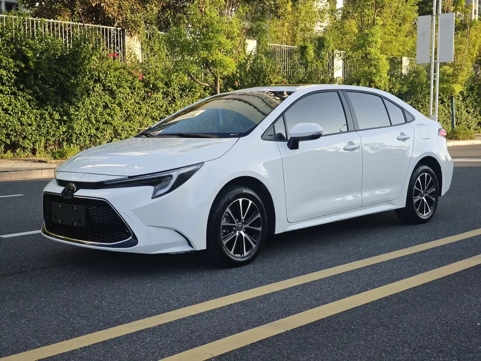Toyota Levin Lei Ling 2023 185T Deluxe 2023 — фото 1, купить с доставкой в Москву