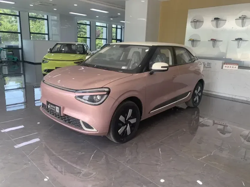 Dongfeng Nano 01 Nano 01 2024 New version of 330 Plus Smart+ 2024 — photo 1, buy with delivery to Moscow