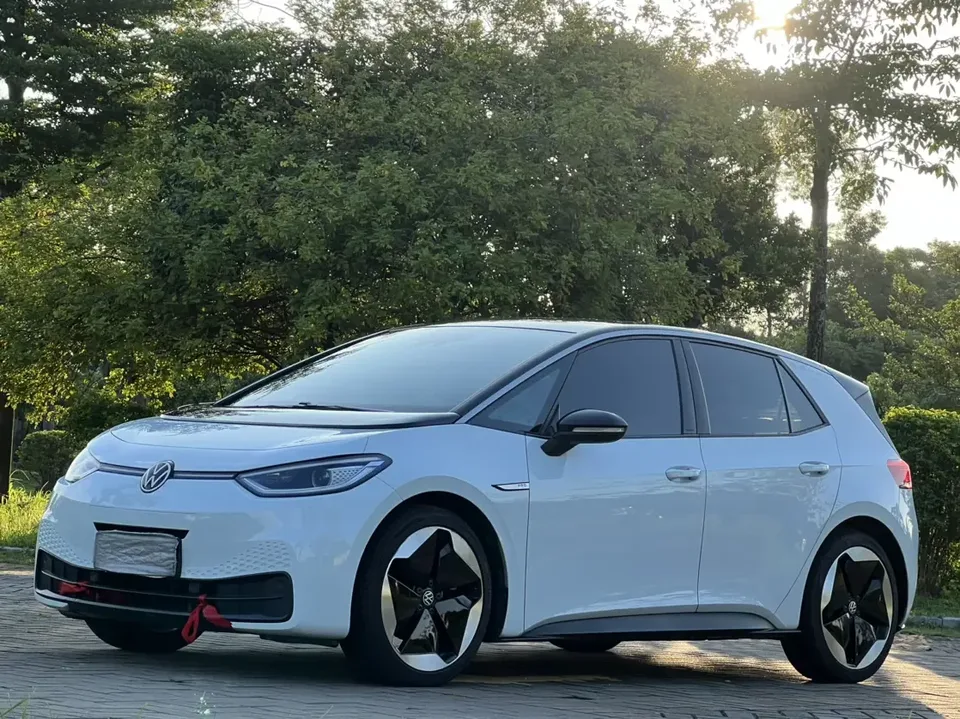 Volkswagen ID.3 Volkswagen ID.3 2022 Extreme Edition 2022 — photo 1, buy with delivery to Moscow