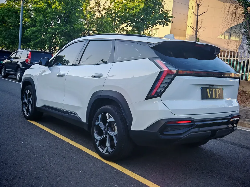 Geely Atlas L Boyue L 2023 1.5TD DCT Honor Edition 2024 — thumbnail 2