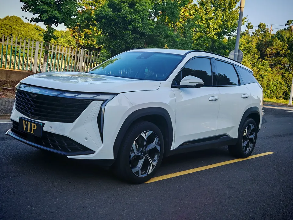 Geely Atlas L Boyue L 2023 1.5TD DCT Honor Edition 2024 — photo 1, buy with delivery to Moscow