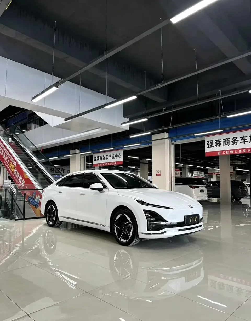 Wuling Starlight EV Wuling Starlight EV 2025 510km Intelligent Advanced 2025 — thumbnail 2