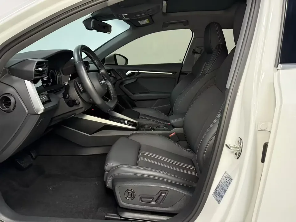 Audi A3 Audi A3 2022 Sportback 35 TFSI Stylish and sporty 2022 — thumbnail 5
