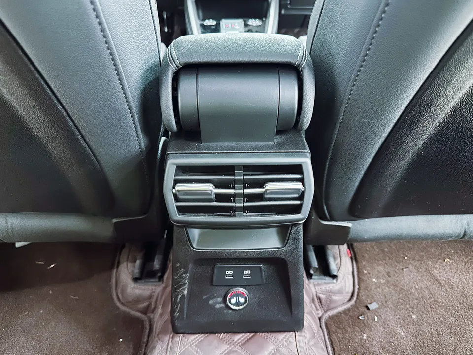 Audi A3 Audi A3 2022 Sportback 35 TFSI Stylish and sporty 2023 — thumbnail 3