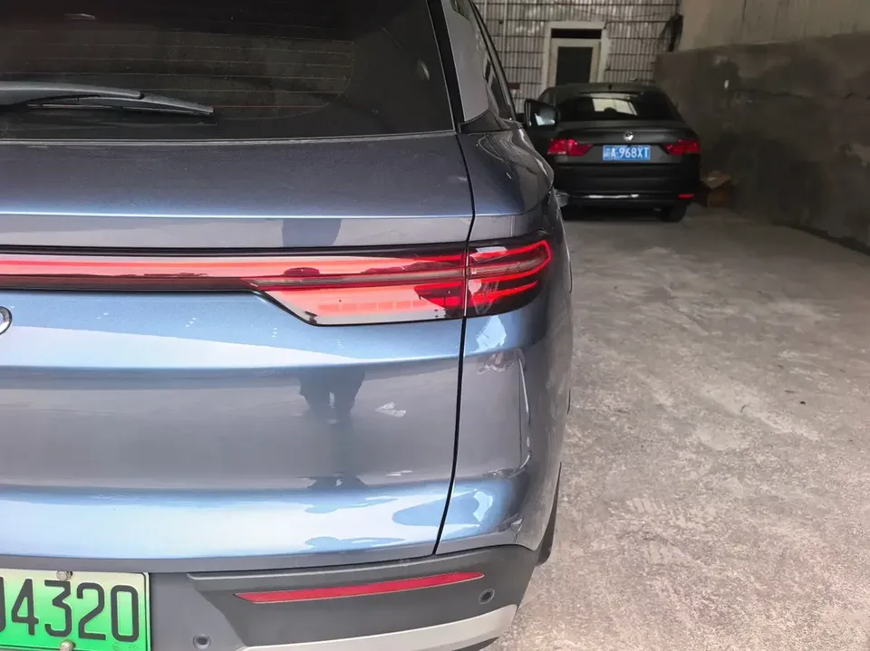 BYD Song Pro DM Song Pro DM 2025 Second generation intelligent driving version DM-i 75KM leading model 2025 — thumbnail 3