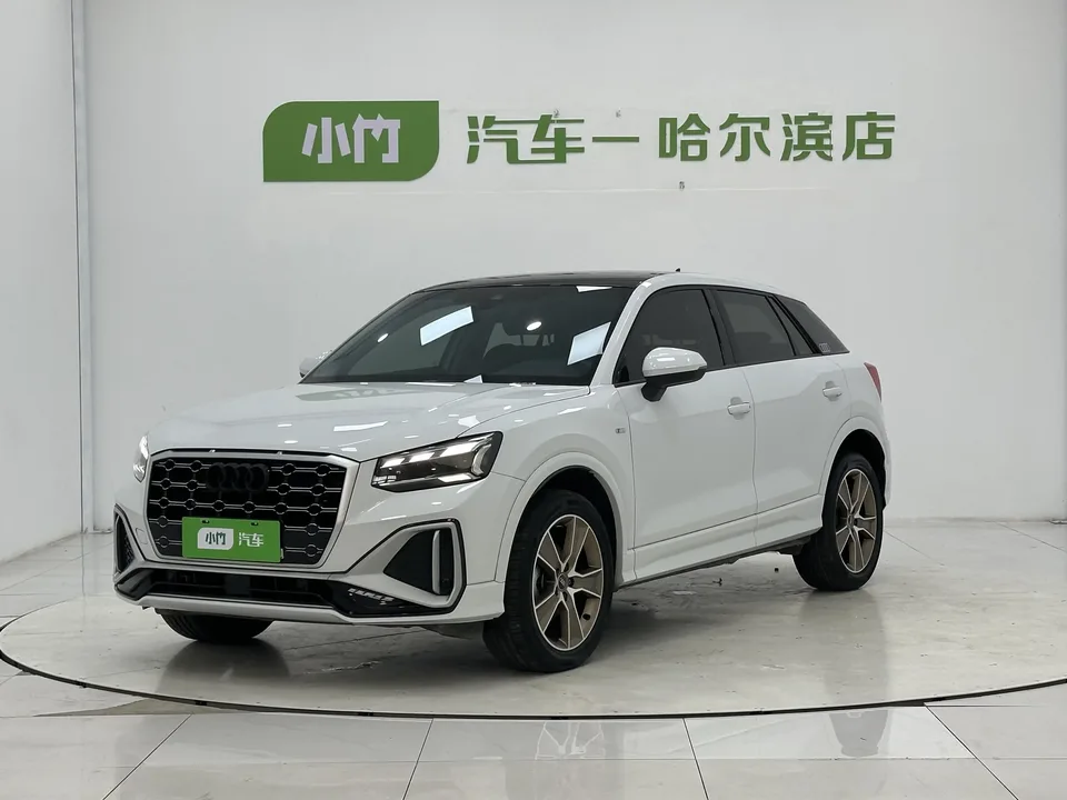 Audi Q2L Audi Q2L 2022 35 TFSI Stylish Dynamic 2022 — photo 1, buy with delivery to Moscow