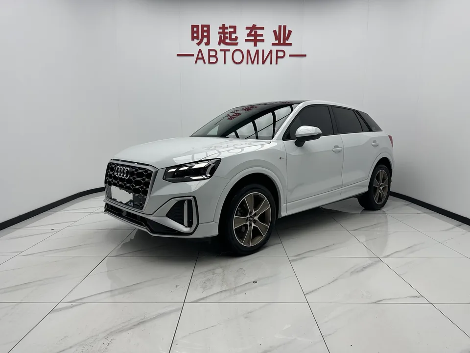 Audi Q2L Audi Q2L 2022 35 TFSI Stylish Dynamic 2022 — photo 1, buy with delivery to Moscow