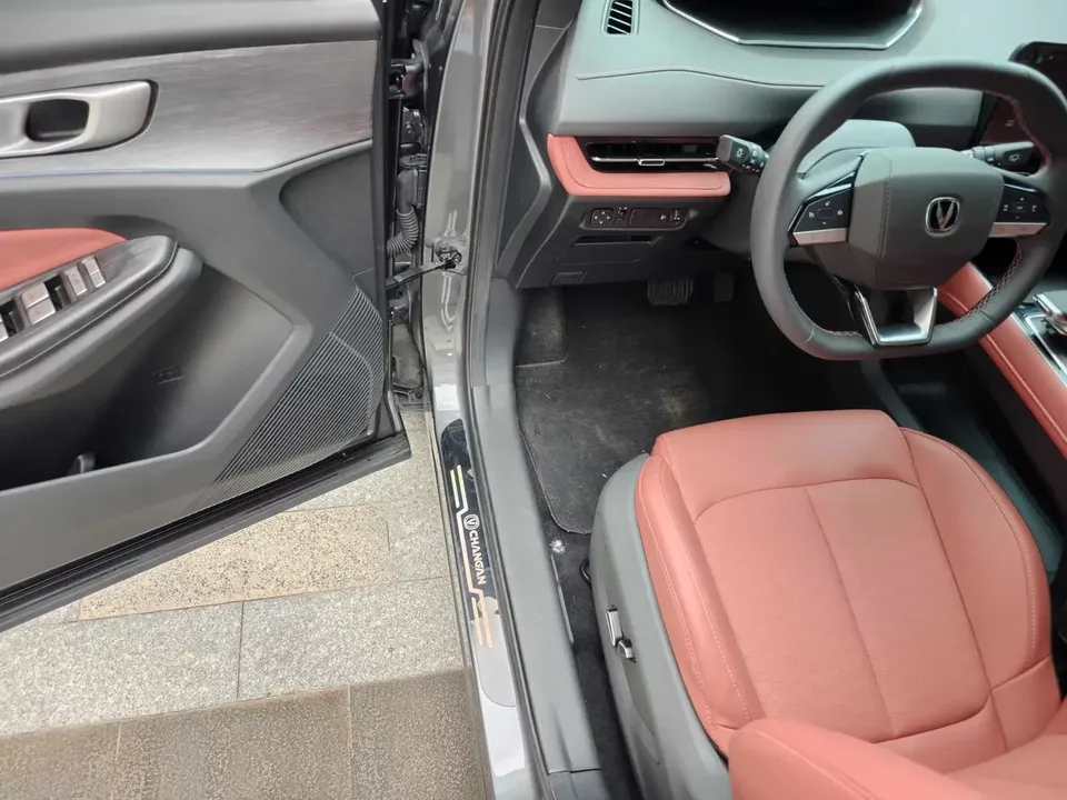 Changan CS55 Plus Changan CS55 PLUS 2024 The third generation 1.5T DCT premium model 2024 — миниатюра 3