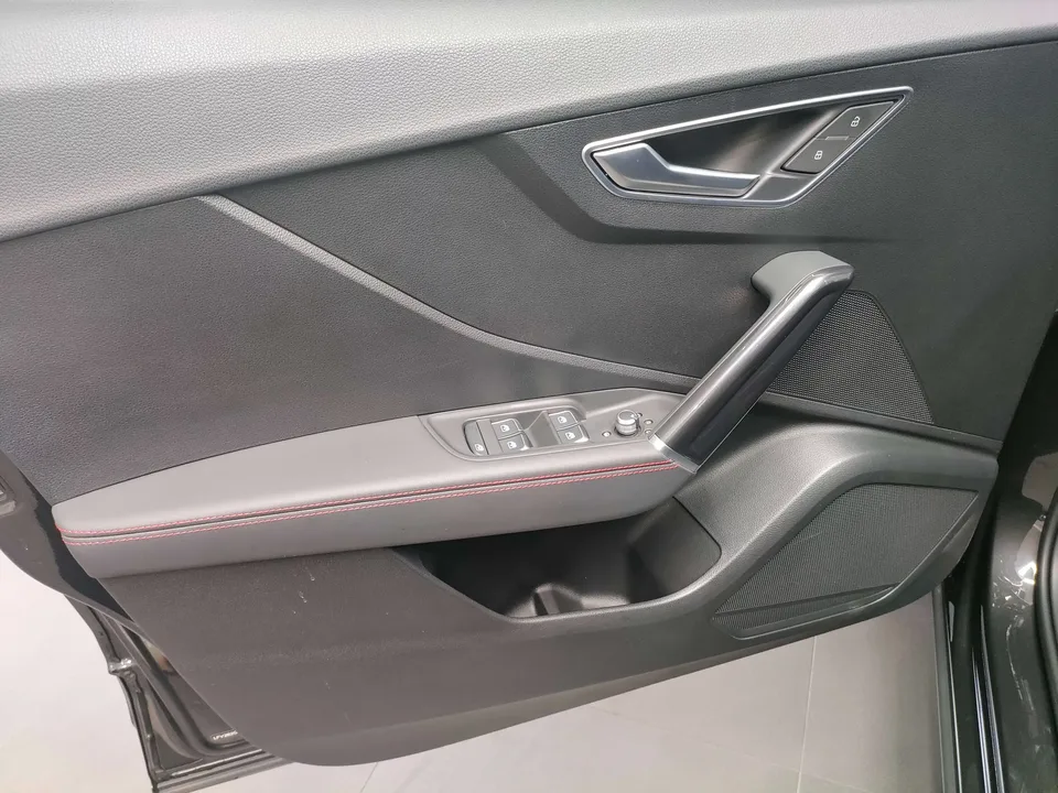Audi Q2L Audi Q2L 2024 35 TFSI Progressive Dynamic 2024 — thumbnail 4